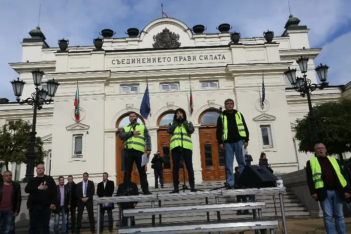 Световната банка: България няма нужда от още полицаи, заплатите - шведски