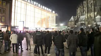 Секснасилник към полицаи в Кьолн: Меркел ме покани, дръжте се любезно!