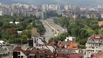 Кризата, причинена от войната, ще забави имотния балон, смята Хампарцумян