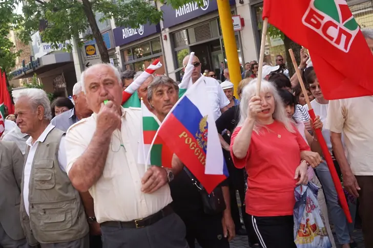 1 май: една партия без пролетарии и една коалиция за лешници в шоколада