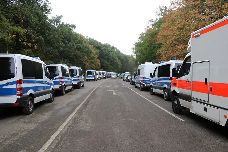 В Германия се готви горско въстание (СНИМКИ)