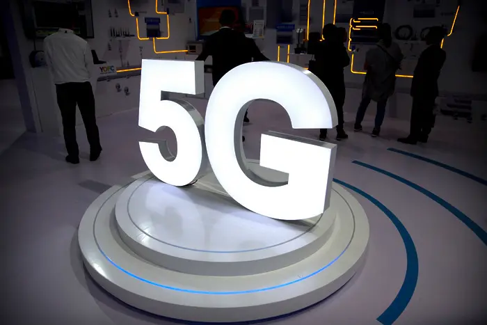 ЕК препоръчва да блокираме опасните производители на 5G хардуер