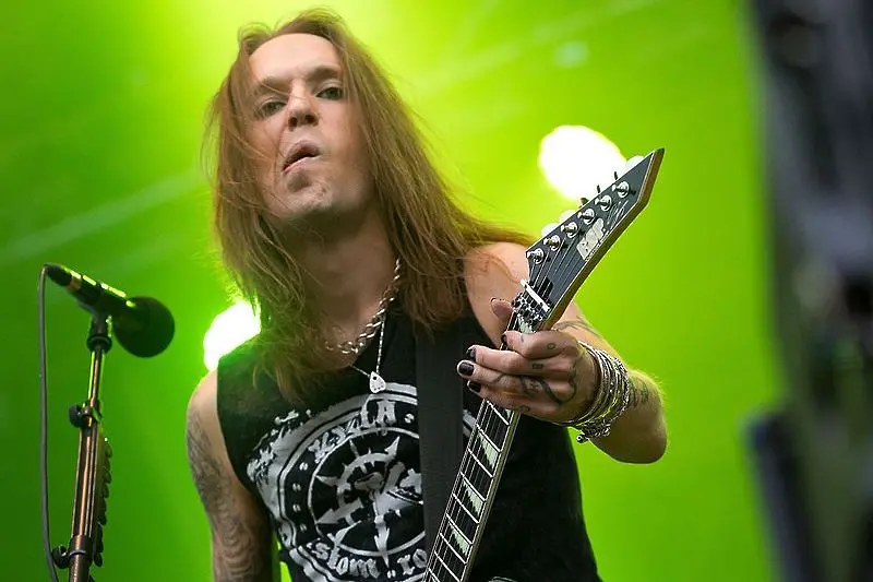 Странното обезчовечаване на групата Children of Bodom