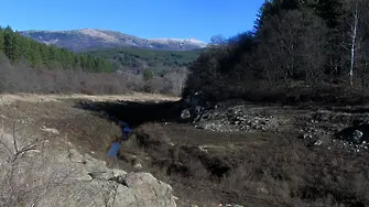 Водата в Перник - с час по-малко от днес