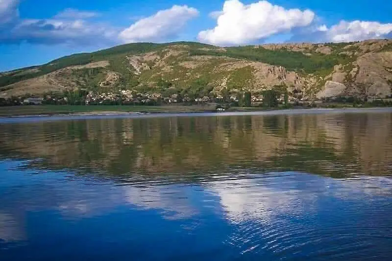 Четири язовира за питейна вода не са пълни и наполовината от обема им