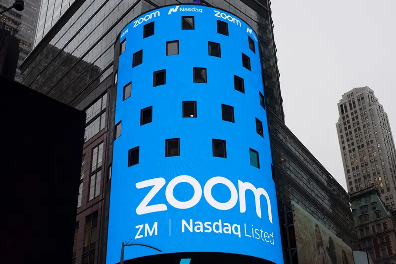 Жените страдат повече след дълги Zoom срещи от мъжете