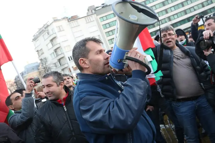 ЦИК свали имунитета на Боян Расате по искане на Иван Гешев