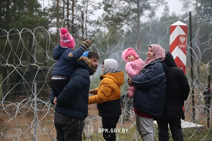 Съседи на Беларус предупреждават за риск от военен конфликт