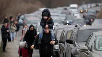 Днес се очакват още 3 автобуса с евакуирани българи