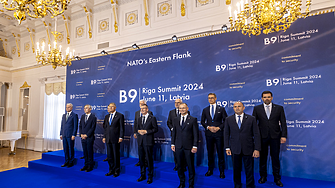 След изказване на Радев, НАТО заяви: Няма страна членка, която да не подкрепя Украйна