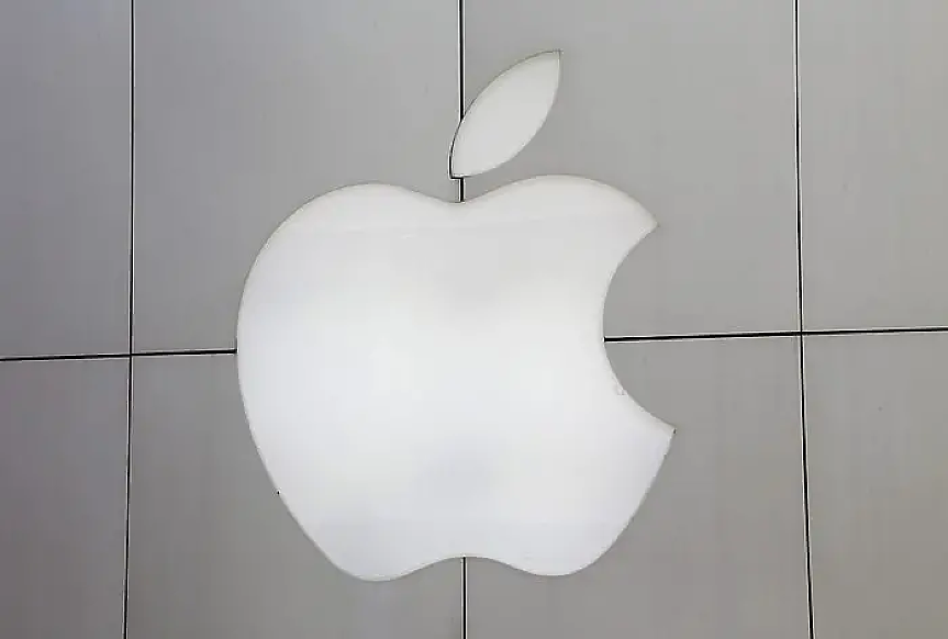 ЕК пак погна Apple, заплашва с още глоби